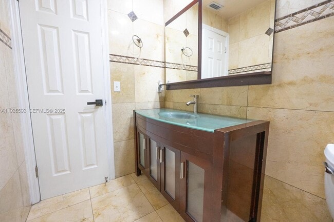 Building Photo - 17302 NW 63rd Pl