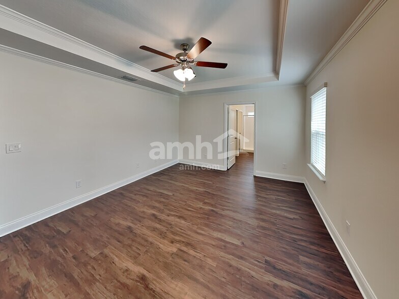 Building Photo - 6202 Little Blf Cir