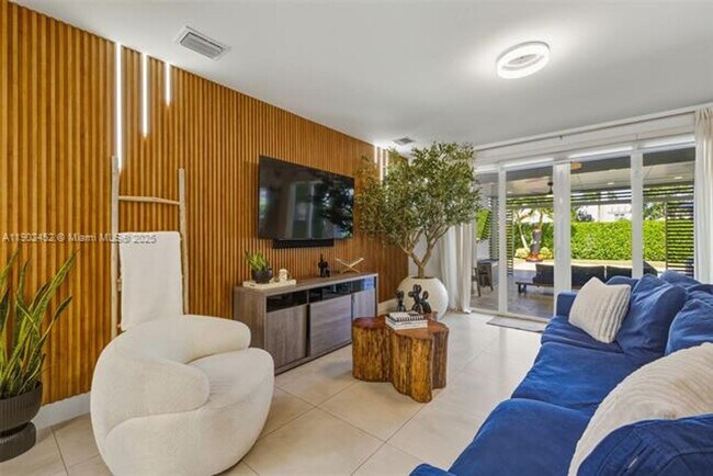 Building Photo - 10359 NW 67th Terrace