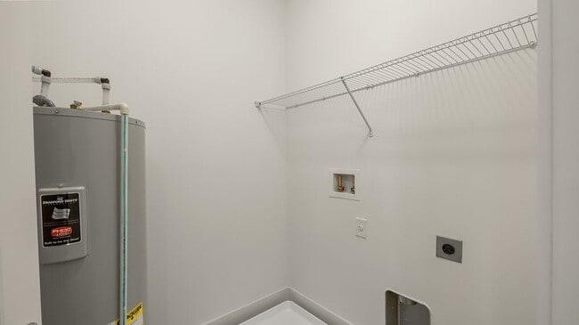 Building Photo - AMAZING Brand New Construction