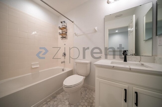 Building Photo - 4648 Vignette Wy