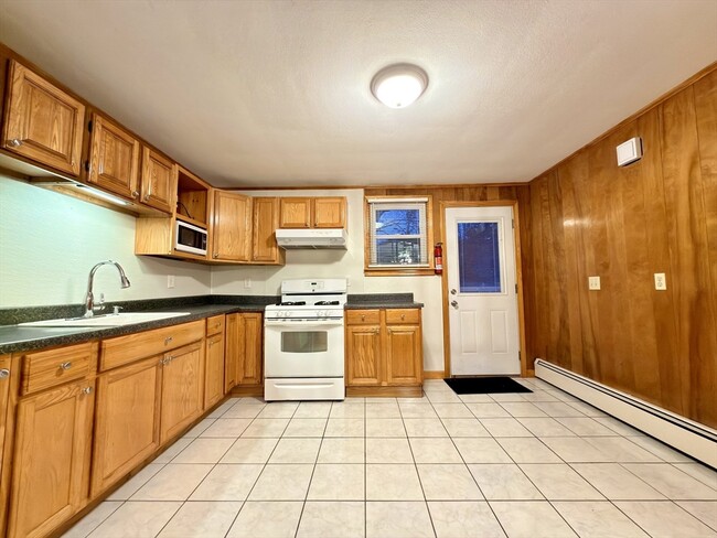 Building Photo - 45 Kinglet Dr