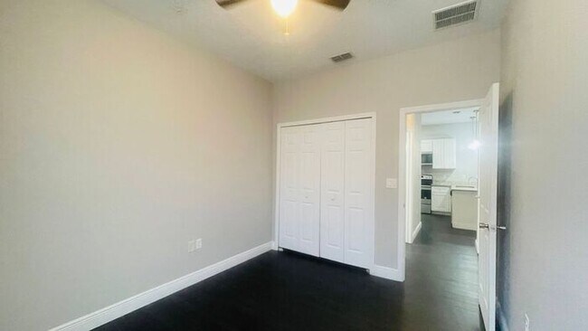 Building Photo - 1645 Cumin Dr