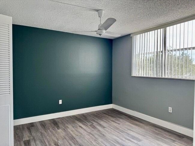 Building Photo - 1800 SW 81st Ave