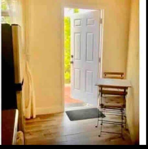 Building Photo - 9001 SW 156th St