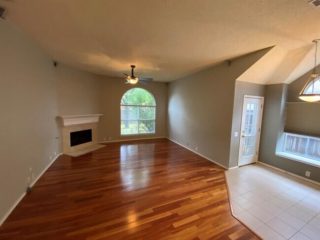 Building Photo - 11442 Blanchard Dr