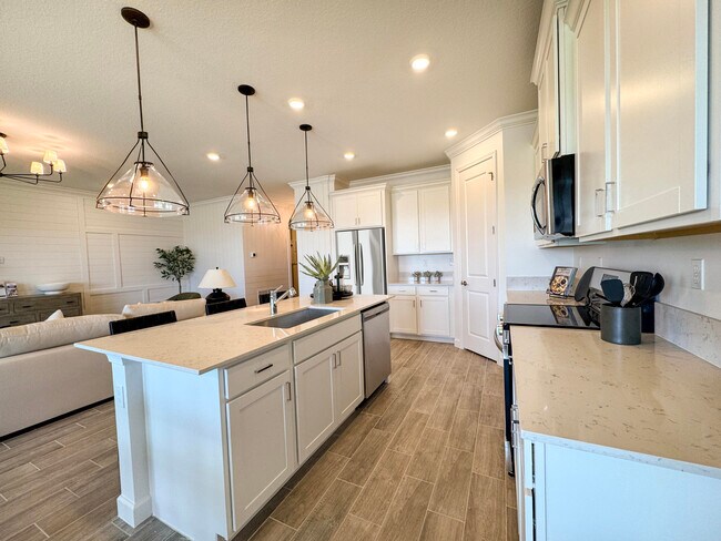 Building Photo - 3557 Angler Dr