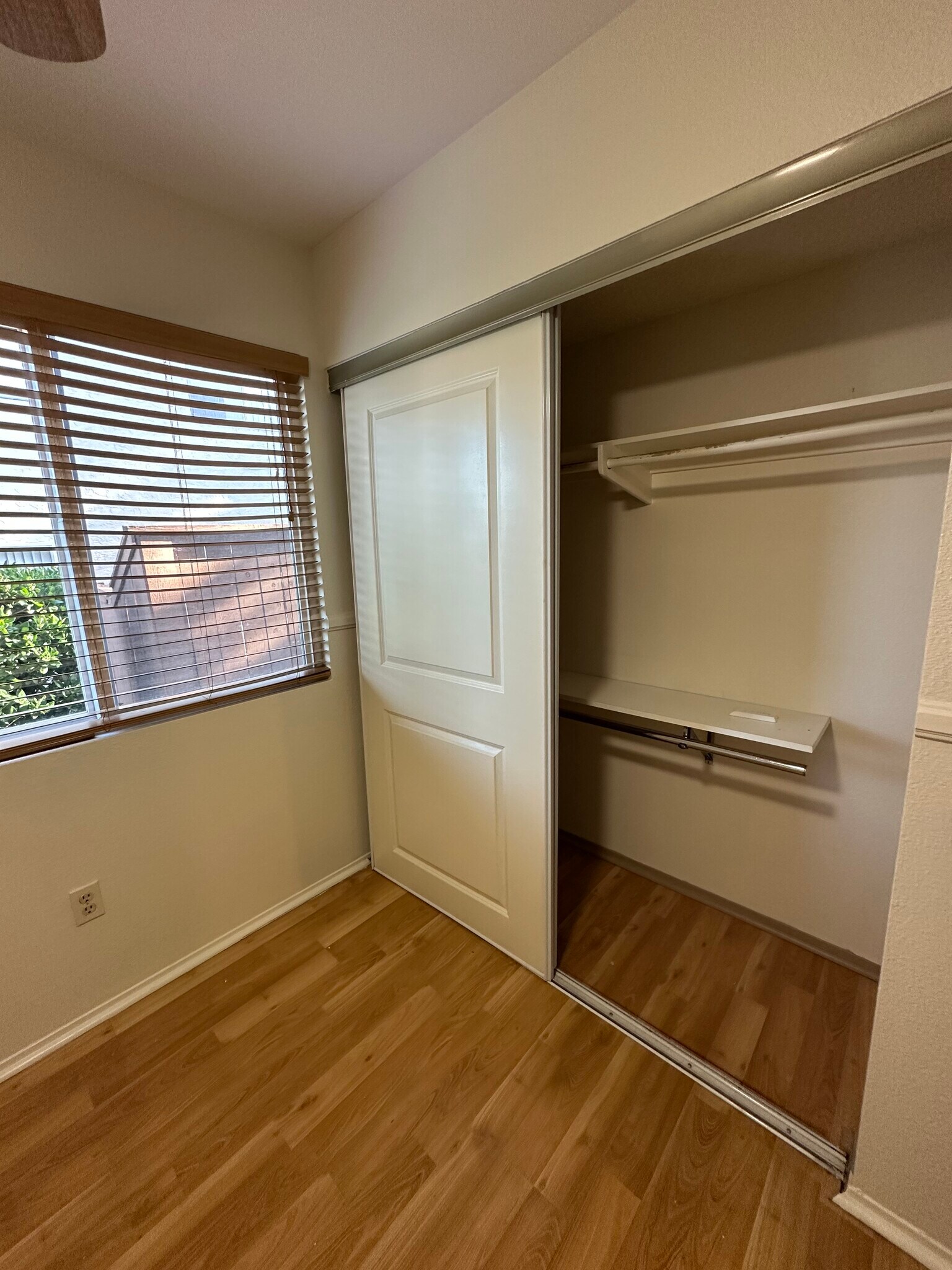 Building Photo - 2604 Pennington Ln