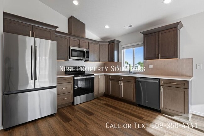 Building Photo - 434 N Washington St