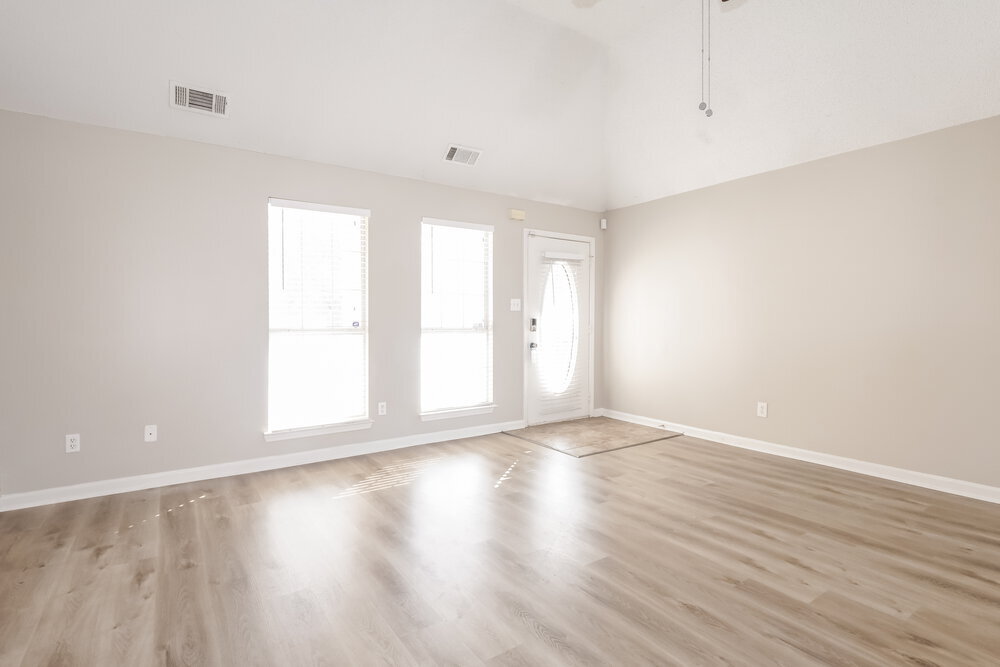 Building Photo - 5596 Walden Valley Cove