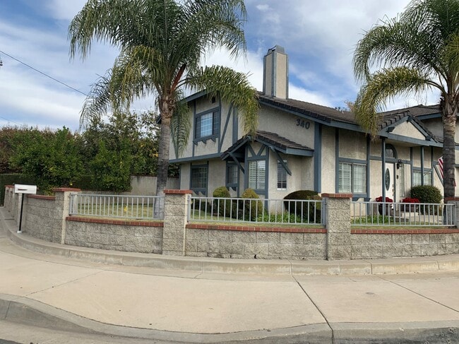 Building Photo - 340 S Valley Center Ave