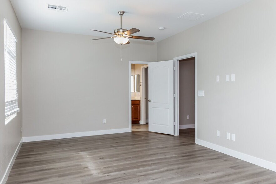 Building Photo - 5428 Funks Grove Ln