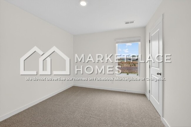 Building Photo - 4006 Wendell Rd NE