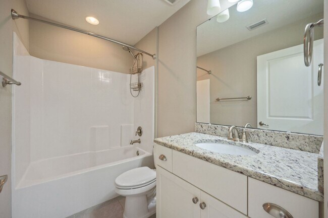 Building Photo - Modern 4-Bedroom Home with Designer Touches in the Heart of Niceville