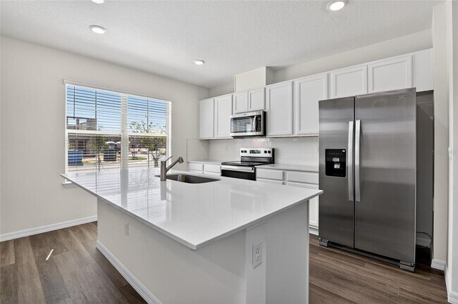 Building Photo - 16587 Barbours Crk Wy