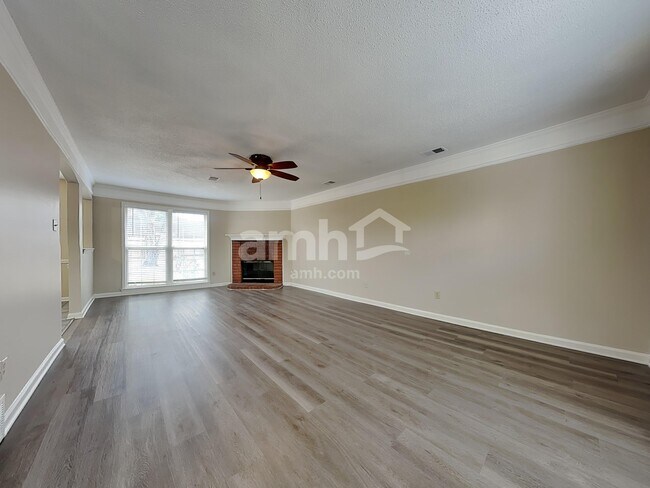 Building Photo - 7562 Sandy Brook Cv