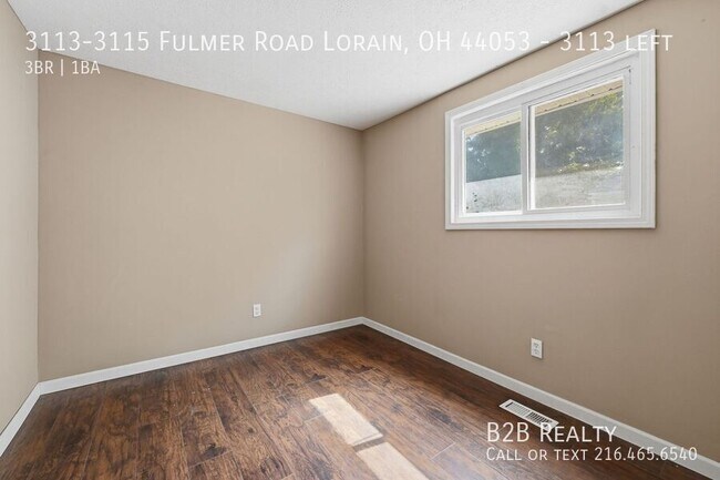 Building Photo - 3113-3115 Fulmer Road Lorain, OH 44053-3113 left