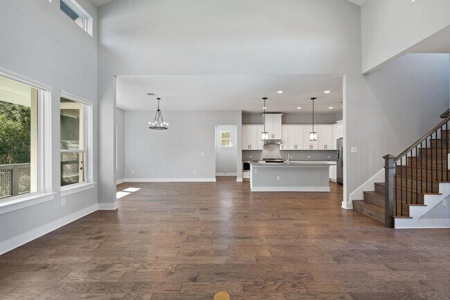 Building Photo - 3018 Sunridge Dr