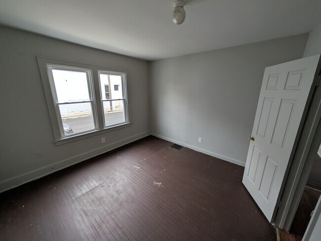 Building Photo - 4128 Colerain Ave