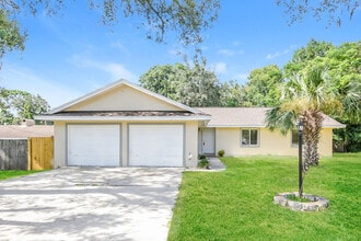 Building Photo - 6531 La Jolla St