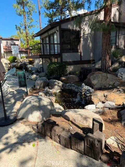 Building Photo - 6275 Canoga Ave