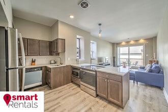 Building Photo - 3627 McRee Ave