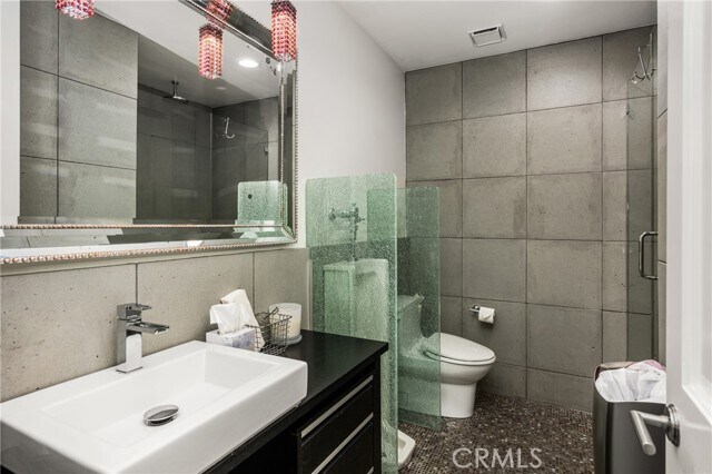 Building Photo - 2281 Orchard Dr