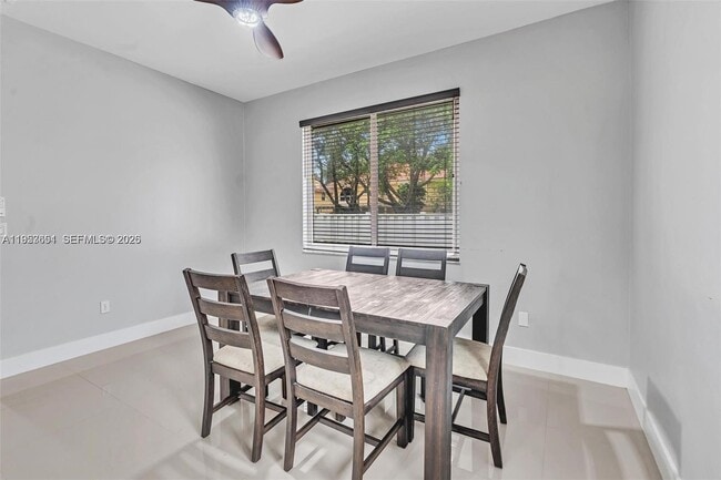 Building Photo - 10301 Panama St