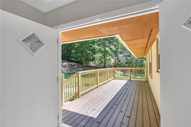 Building Photo - 4906 Wolverton Dr