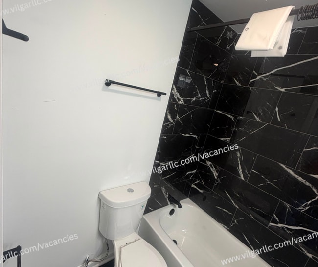 Building Photo - Newly Renovated 3 Bedroom • 1 Bathroom Home