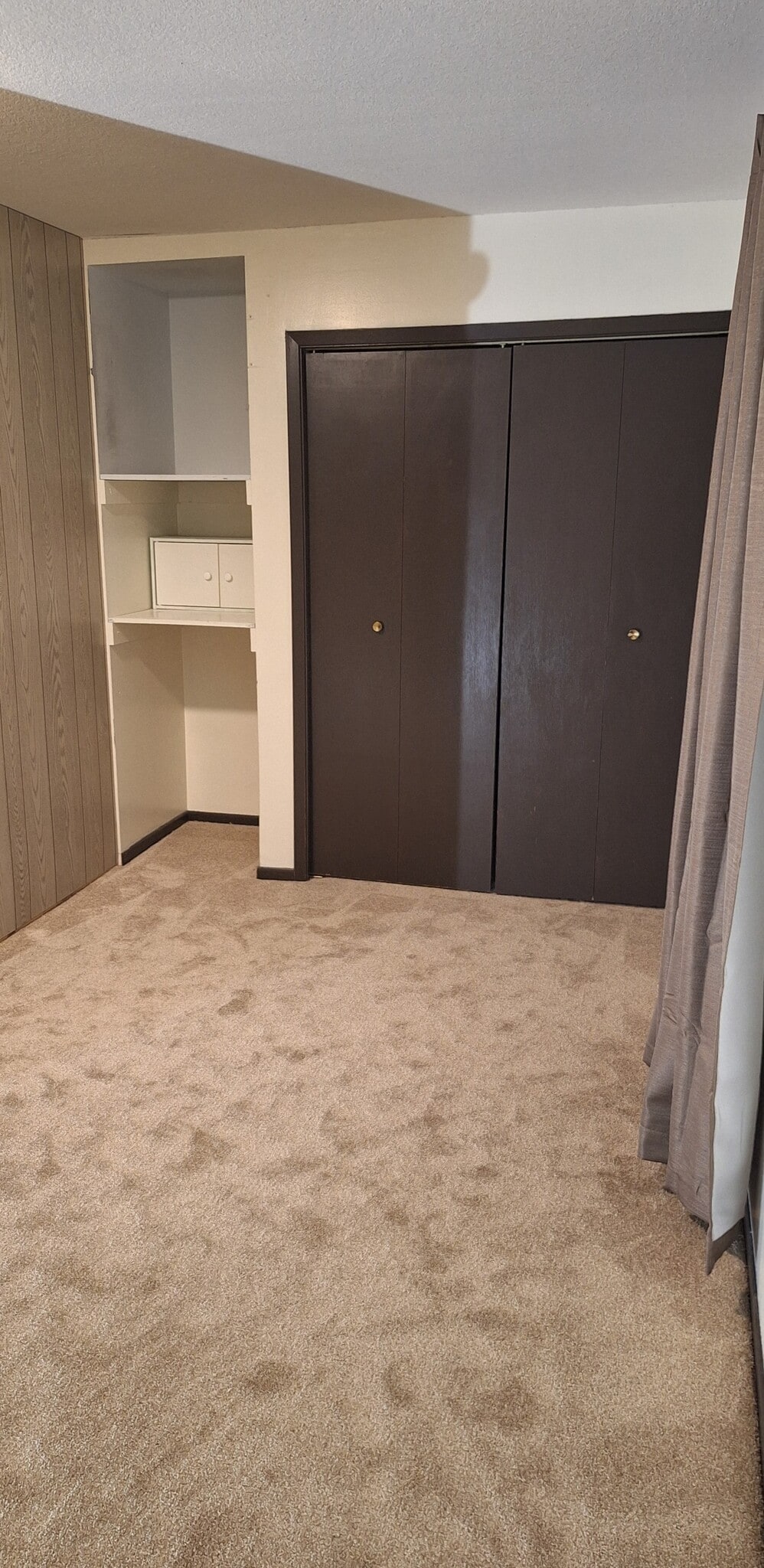 Seond floor bedroom - 719 Polk St