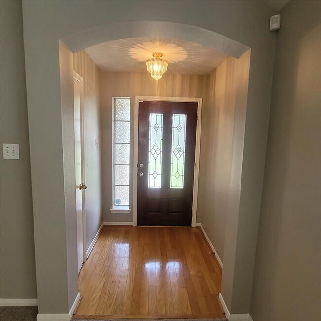 Building Photo - 1411 Hunter Ridge Ct