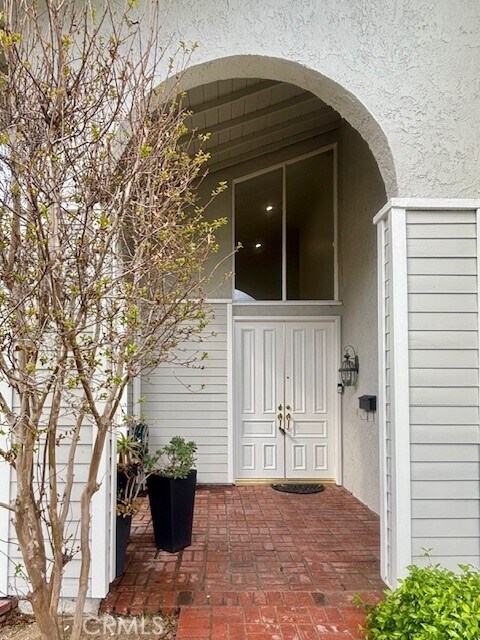 Building Photo - 3571 Carnation Cir