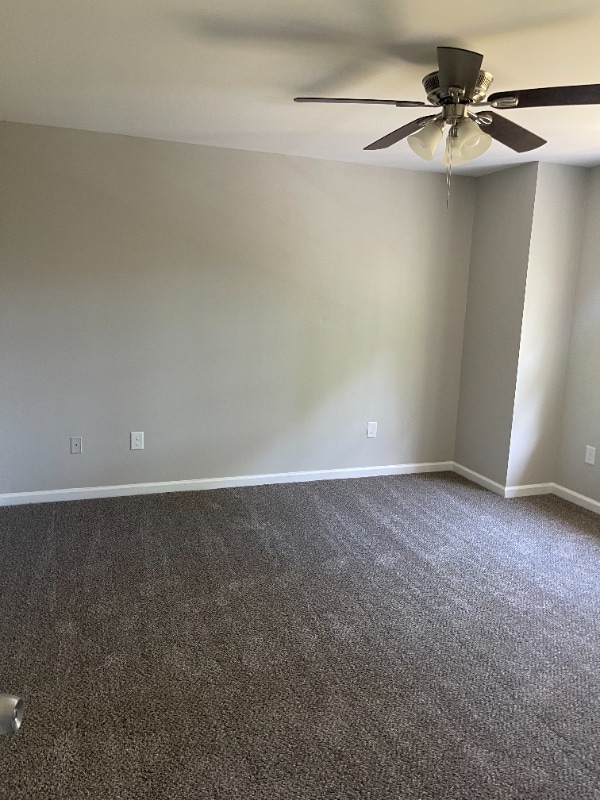 Building Photo - 2131 Hamstead Ct