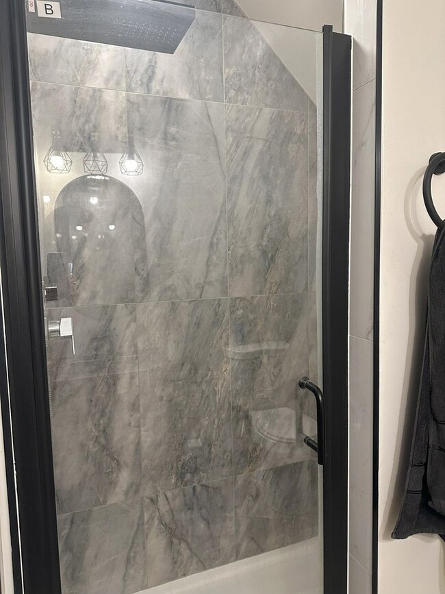 Building Photo - Beautifully Remodeled 2-Bedroom with Bonus...