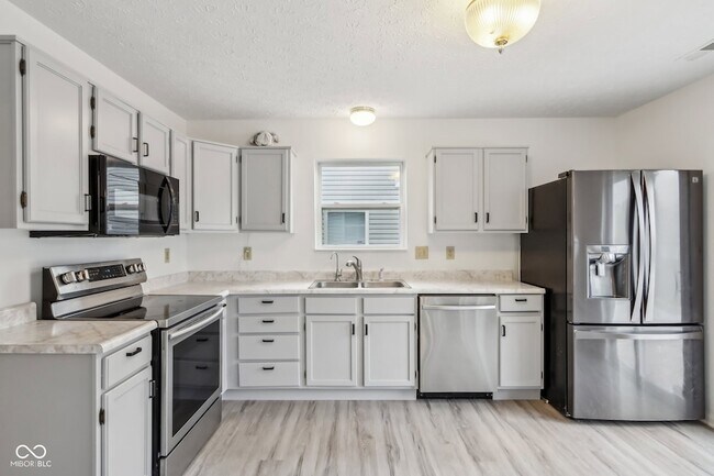 Building Photo - 5344 Arbor Creek Dr