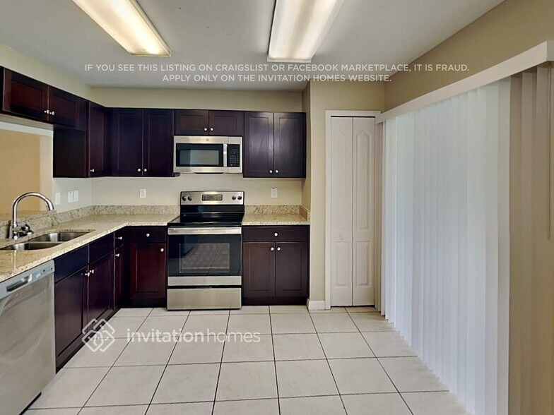 Building Photo - 13518 Fladgate Mark Drive