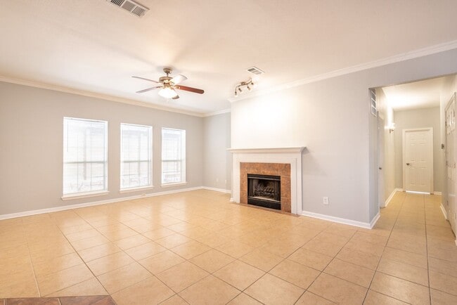 Building Photo - 1302 San Miguel Dr