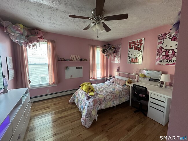 Building Photo - 7 Allen St