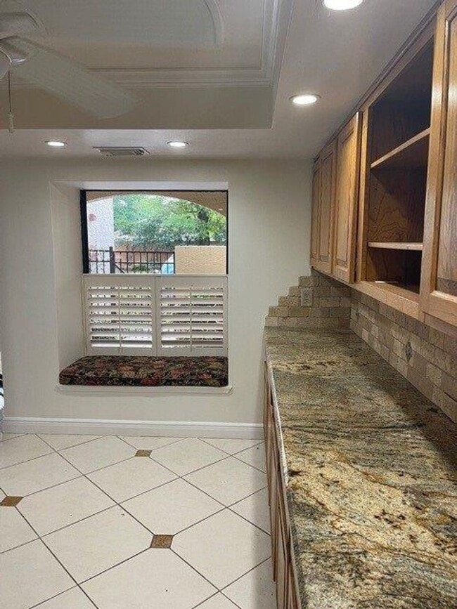 Building Photo - 1236 St Tropez Cir