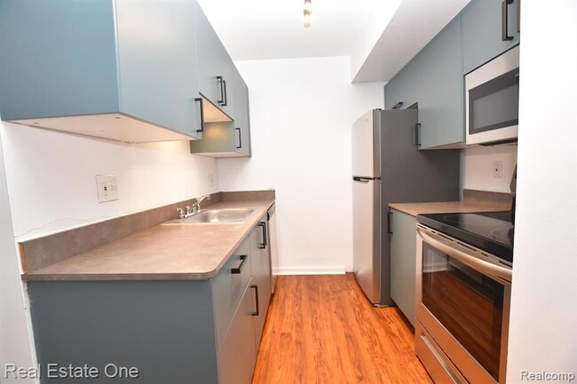 Building Photo - 1323 Laurel Valley Dr