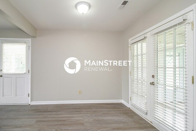 Building Photo - 1712 Carriage Cove Ln