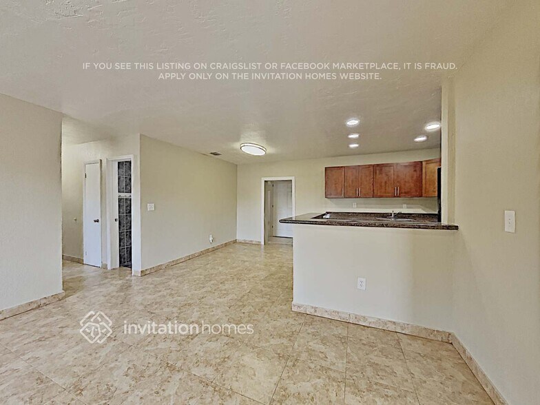 Building Photo - 20352 NW 39th Ct