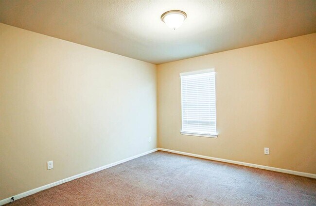 Building Photo - 2507 Grey Reef Dr