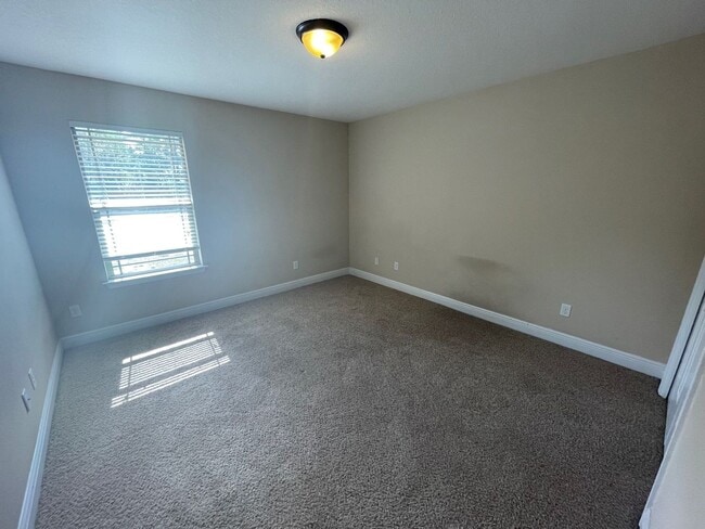 Building Photo - Navarre - Holley By the Sea - 4 Bedrooms, 2 Bathrooms - office space potential