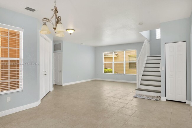 Building Photo - 4376 SW 179th Way