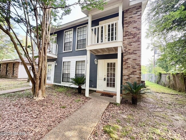 Building Photo - 1149 Willow Creek Dr