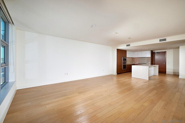 Building Photo - 1388 Kettner Blvd
