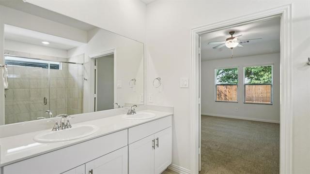 Building Photo - 6624 Vly Lk Ln