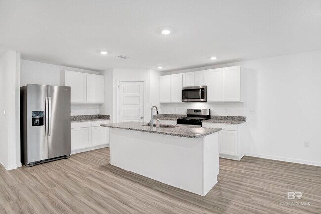 Building Photo - 32062 Lyon Rd